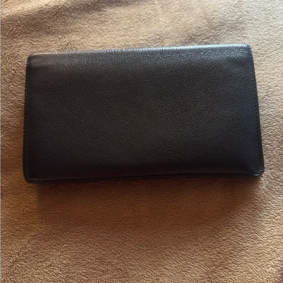 CHANEL Black Leather Camellia Bifold Wallet - Picture 2 of 11